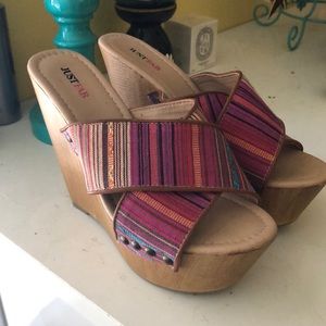 Colorful wedges